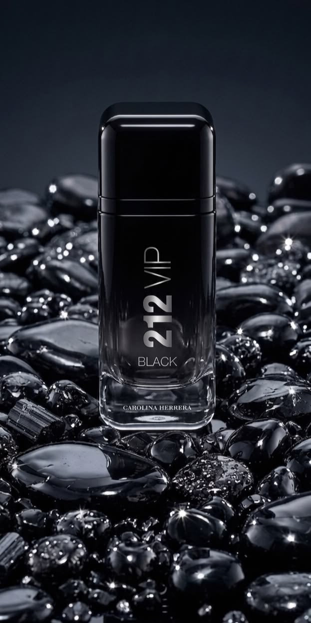Carolina Herrera
Men's 212 VIP Black Eau de Parfum, 3.4 oz